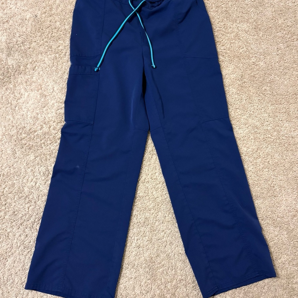 Scrubstar Women's Navy Scrub Set - Picture 2 of 3